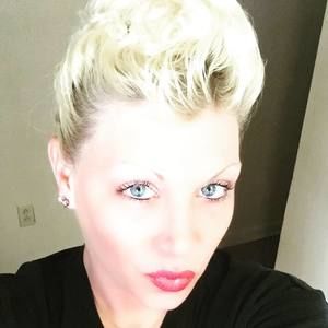 Meet your Posher, Joanna